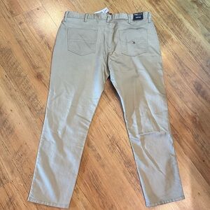 NWT Tommy Hilfiger Mens THFlex Khaki Tan Pants Sz 40